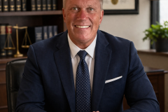 Professional-lawyer-portrait-in-office-LAW